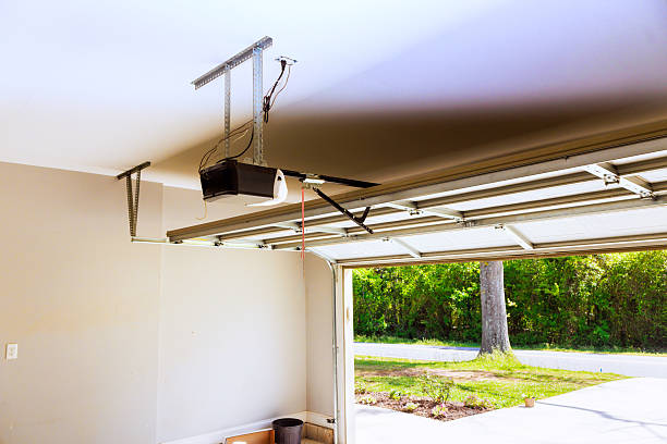Top rated local Garage Door Installation specialists in Mount Morris, MI